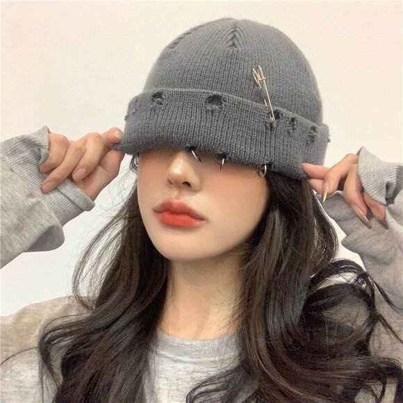 Dolls Kill grey pierced beanie - Picture 1 of 7